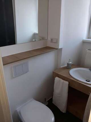 Гостевой дом Contemporary Apartment Бухарест-7