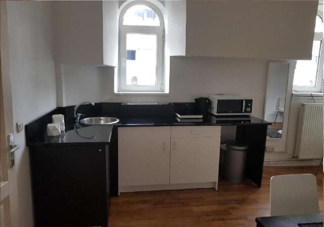 Гостевой дом Contemporary Apartment Бухарест-13