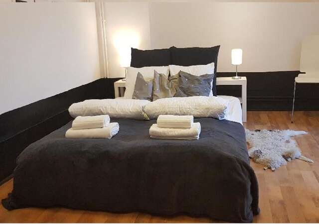Гостевой дом Contemporary Apartment Бухарест-4