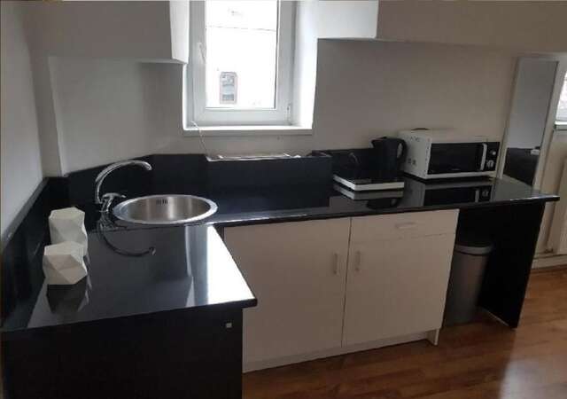 Гостевой дом Contemporary Apartment Бухарест-45